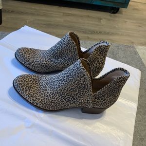 LUCKY BRAND Women Slip On Shoes Size 9 (used) Great Condition